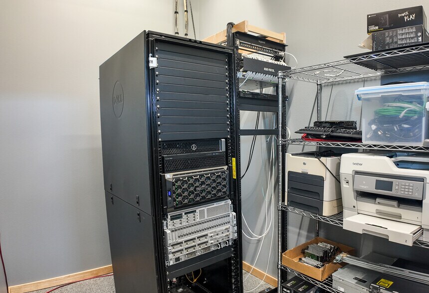 More Photos Of 26655 481st Ave, Brandon Flex For Sale