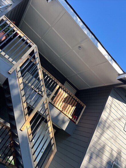 More Photos Of 10443 17th Ave SW, Seattle Multifamily For Sale
