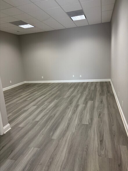 More Photos Of 16722 Hale Ave, Irvine Warehouse For Lease