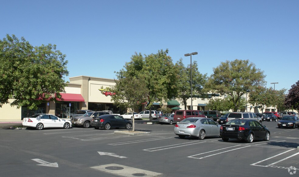 More Photos Of 3501 McHenry Ave, Modesto Unknown For Lease