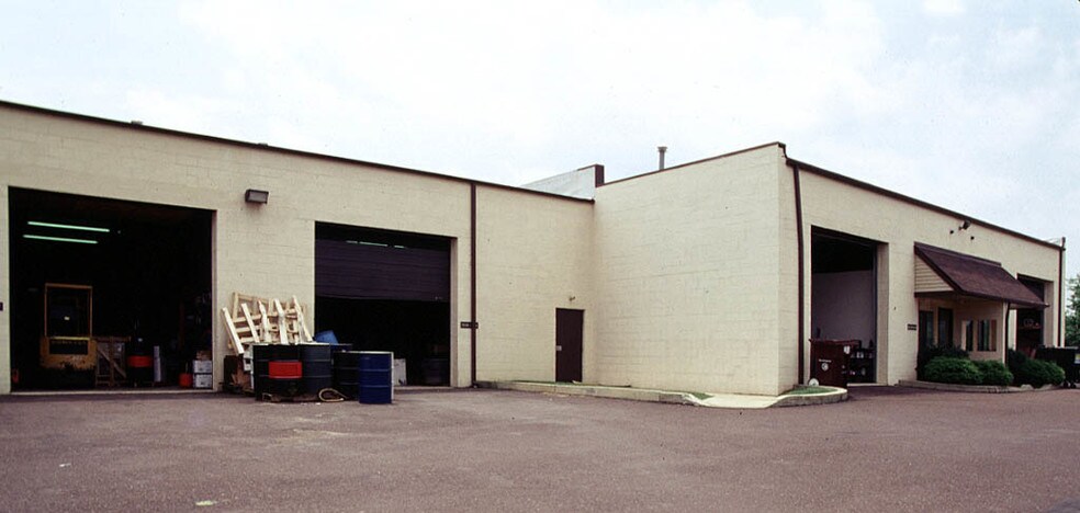 More Photos Of 550 California Rd, Quakertown Warehouse For Lease