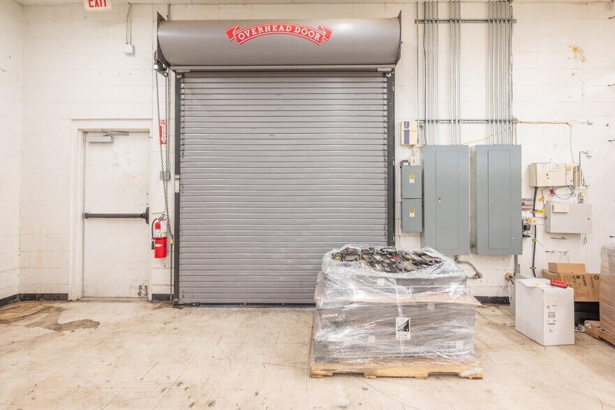 More Photos Of 245 Alabama St, Columbus Freestanding For Sale