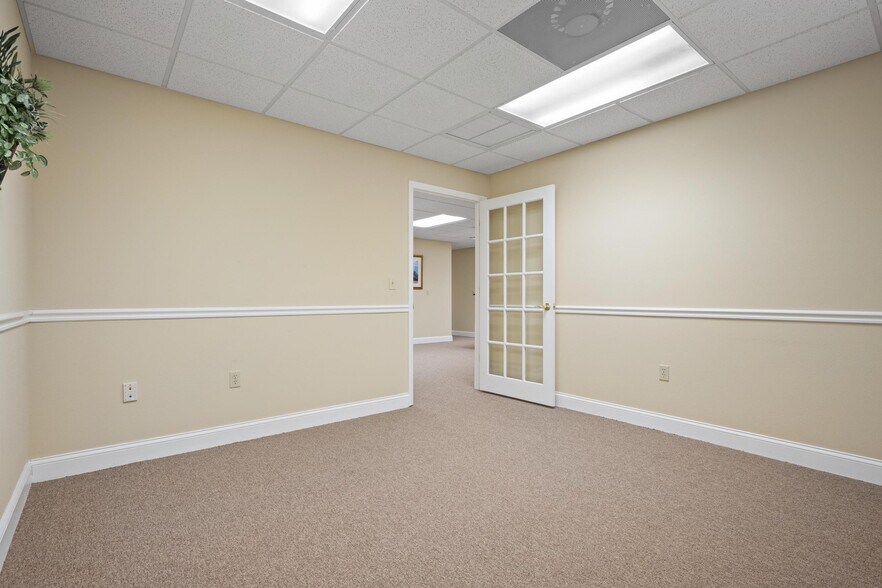 More Photos Of 701 Enterprise Rd E, Safety Harbor Office For Sale