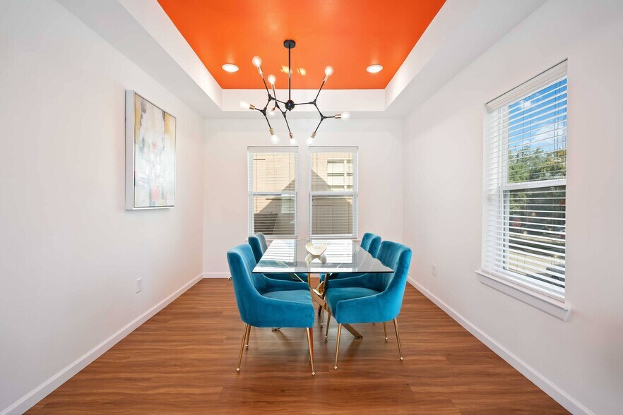 More Photos Of 2806 Rosewood St, Houston Multifamily For Sale