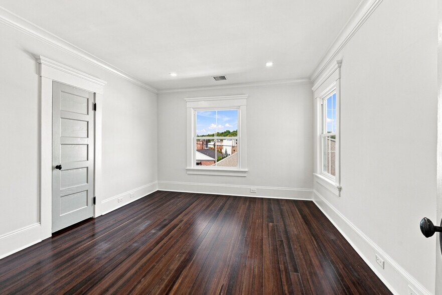 More Photos Of 8 S Main St, New Milford Office For Sale