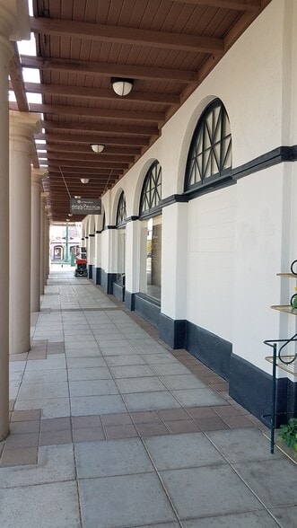 More Photos Of 104 W Main St, Mesa General Retail For Lease