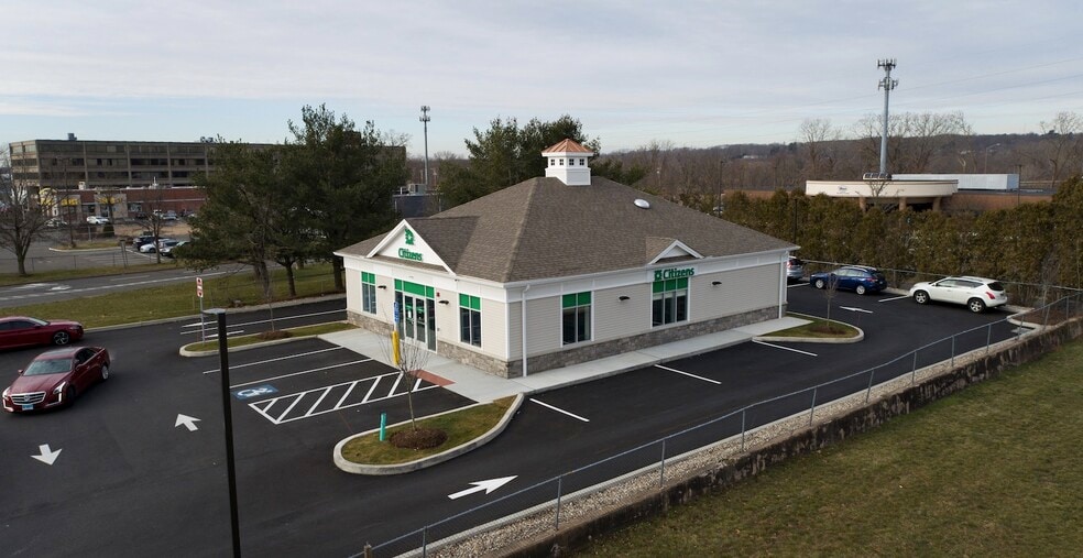 More Photos Of 151 Washington Ave, North Haven Bank For Sale