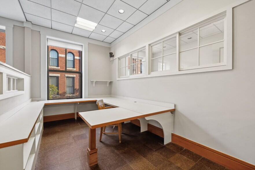 More Photos Of 42-46 Main St, Keene Loft Creative Space For Lease