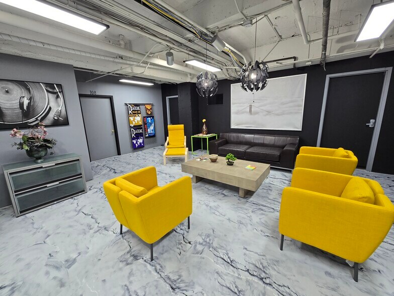 More Photos Of 500 Delaware St, Kansas City Coworking Space