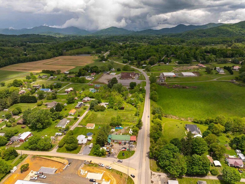 More Photos Of 3472 Pisgah Dr, Canton Warehouse For Sale