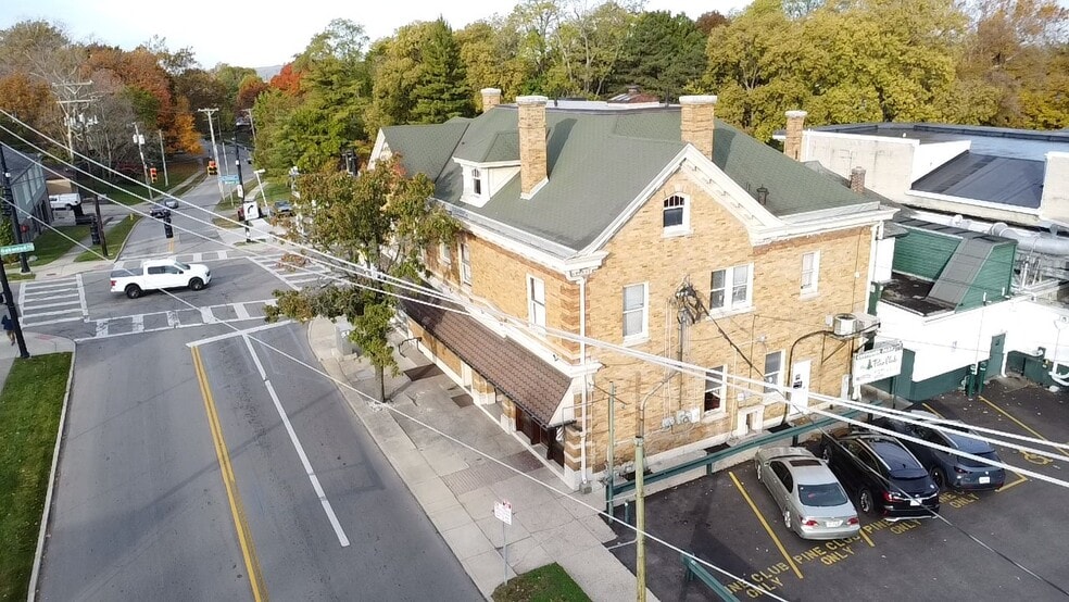 More Photos Of 1934 Brown St, Dayton Storefront Retail Residential For Sale