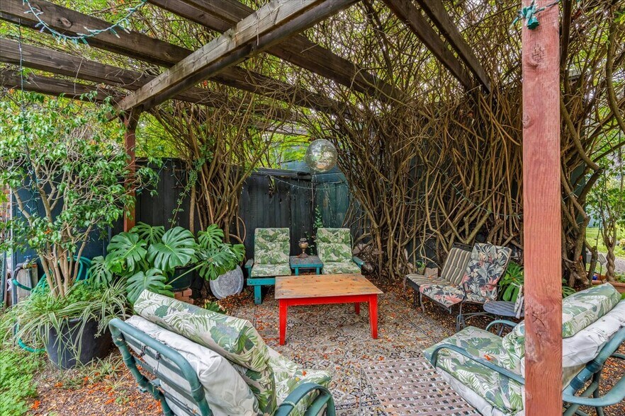 More Photos Of 687 Islay St, San Luis Obispo Apartments For Sale