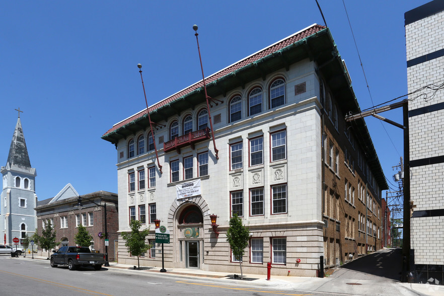 Primary Photo Of 615 Ferry St, Lafayette Apartments For Sale