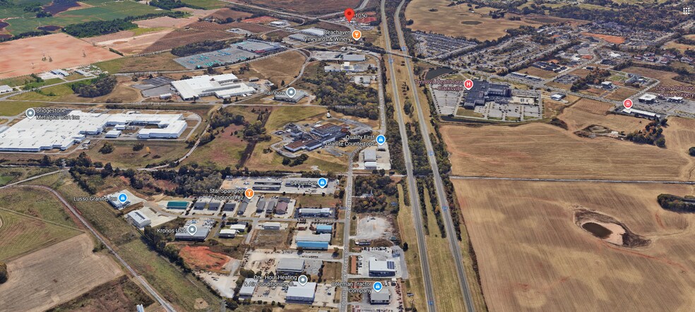 More Photos Of 1050 International Blvd, Clarksville Warehouse For Lease