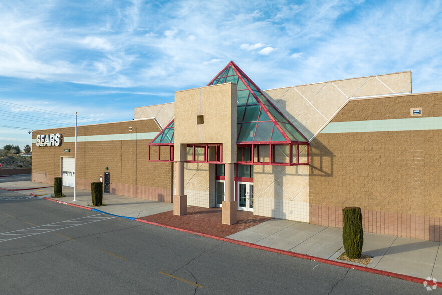 Primary Photo Of 14420 Bear Valley Rd, Victorville Department Store For Lease