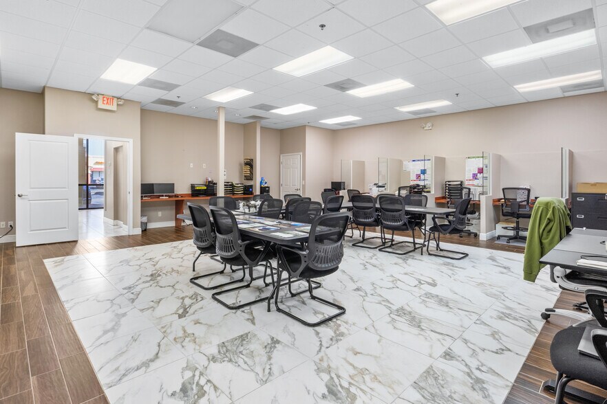 More Photos Of 7730 N Wickham Rd, Melbourne Office For Lease