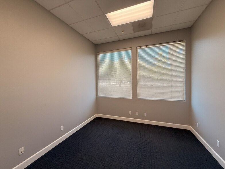 More Photos Of 204-210 E Enos Dr, Santa Maria Office For Lease