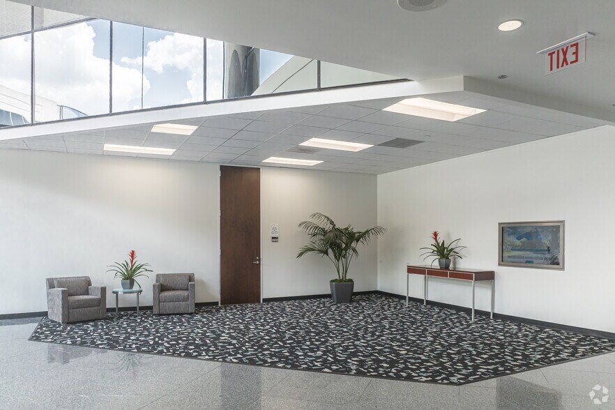 More Photos Of 16666 Northchase Dr, Houston Office For Lease