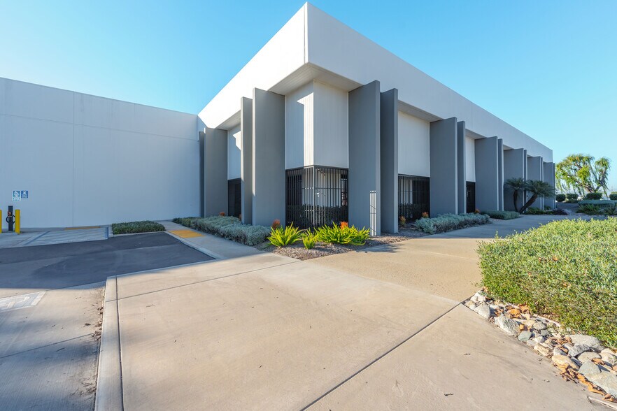 Primary Photo Of 800 W Artesia Blvd, Compton Warehouse For Lease