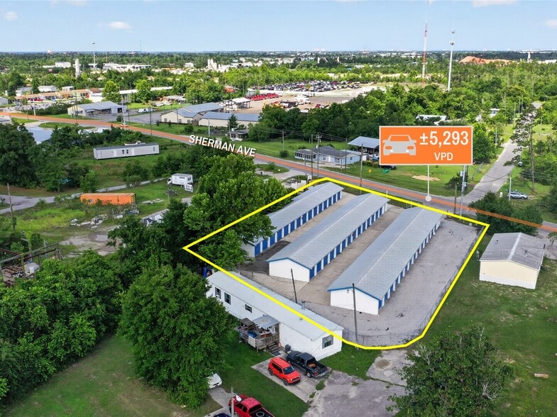 More Photos Of 1920 Sherman Ave, Panama City Self Storage For Sale