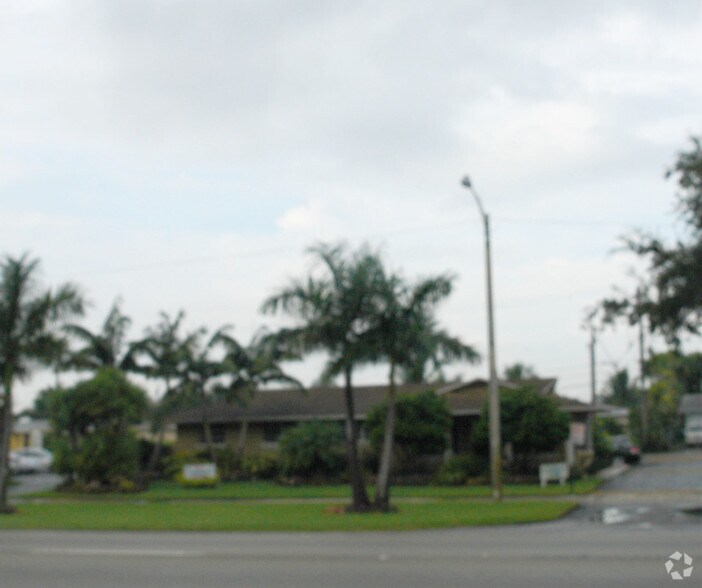 More Photos Of 4107 Hollywood Blvd, Fort Lauderdale Medical For Sale