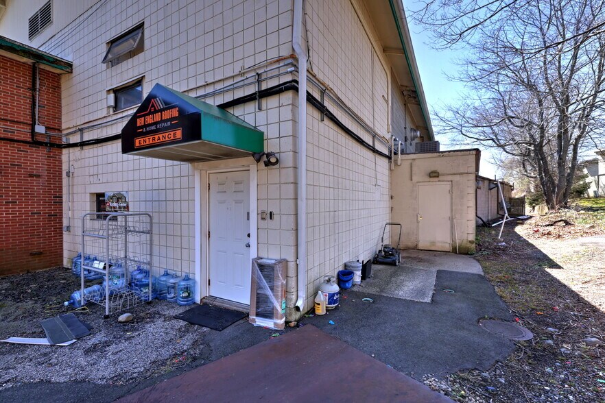 More Photos Of 284 Racebrook Rd, Orange Office For Sale