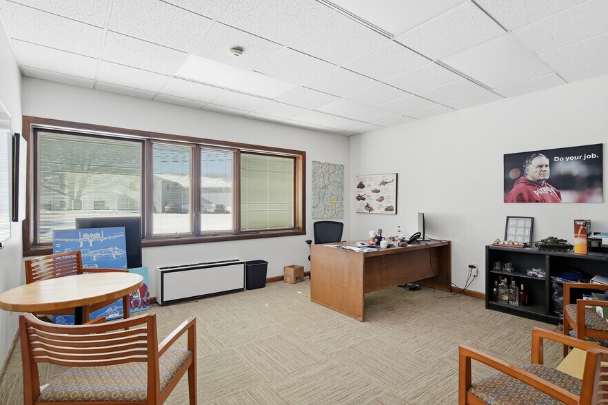 More Photos Of 109 Apremont Way, Westfield Manufacturing For Lease