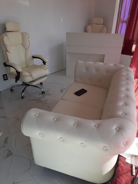 More Photos Of 3429 S Washington St, Marion Freestanding For Sale