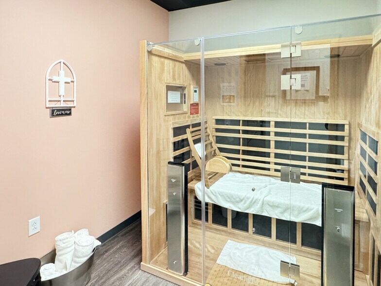 More Photos Of 10 Lafayette St, Washington Storefront Retail Office For Sale