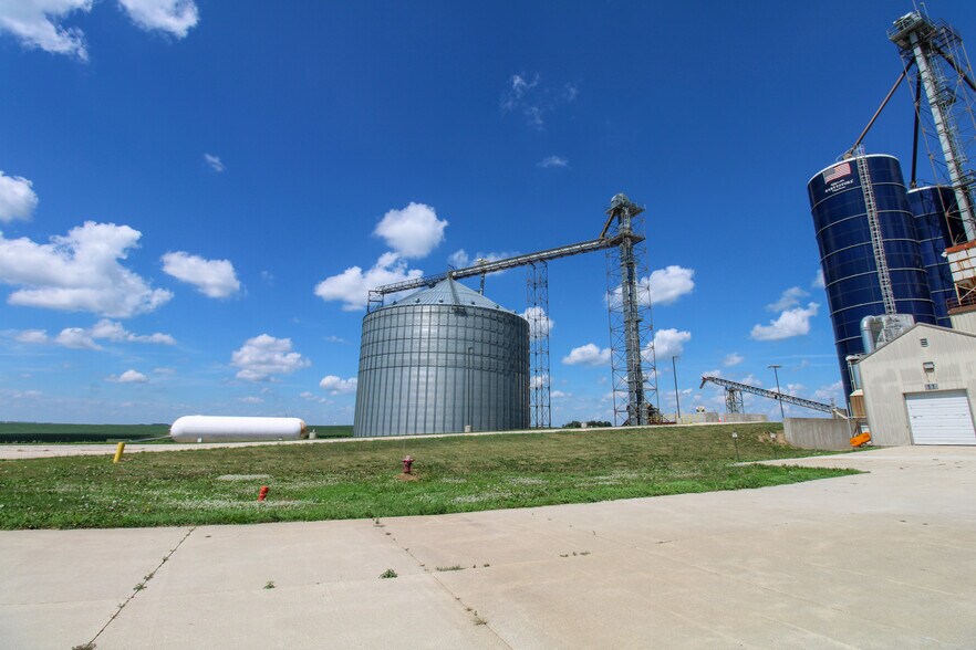 More Photos Of 6059 159th St, Galva Food Processing For Sale