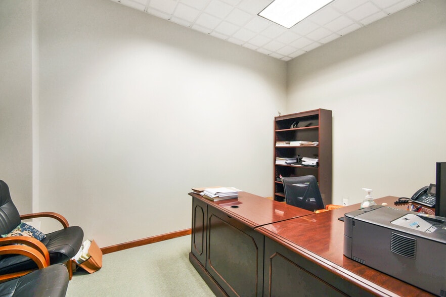 More Photos Of 4425 US Highway 1 S, Saint Augustine Light Manufacturing For Sale