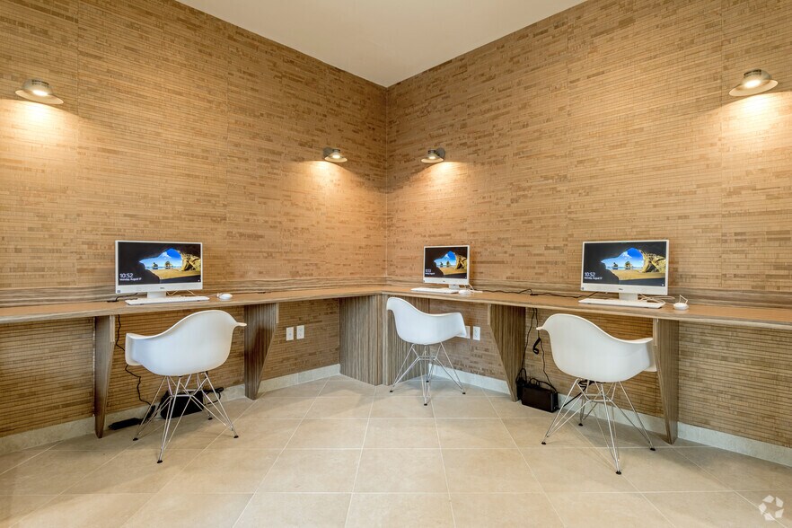 More Photos Of 3160 NW 77th St, Miami Apartments For Lease