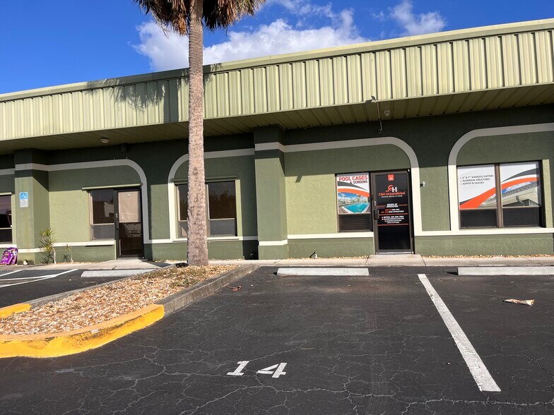 More Photos Of 11000 Metro Pky, Fort Myers Warehouse For Sale