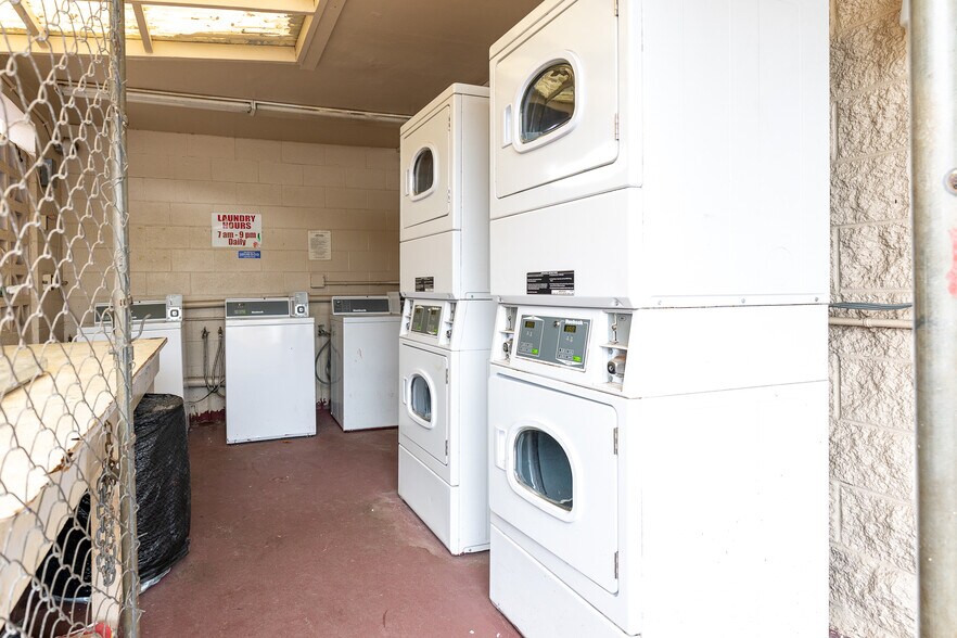 More Photos Of 84-1111 Hana St, Waianae Apartments For Sale