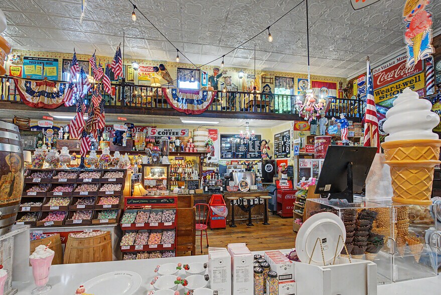 More Photos Of 219 MO-21, Caledonia Storefront Retail Residential For Sale