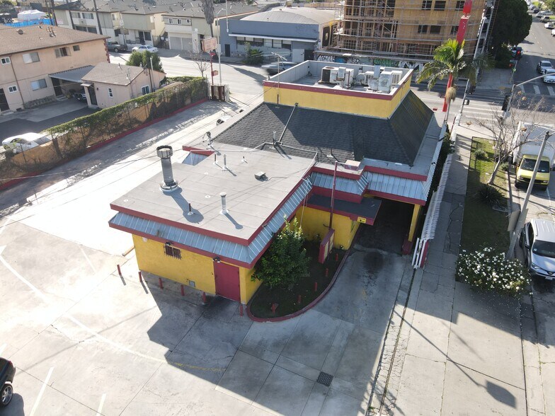 More Photos Of 8300 S Western Ave, Los Angeles General Retail For Sale