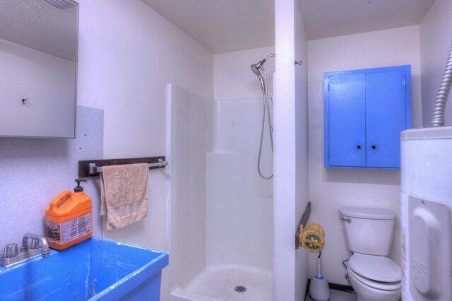 More Photos Of 220 S 9th St, Philomath Truck Terminal For Sale