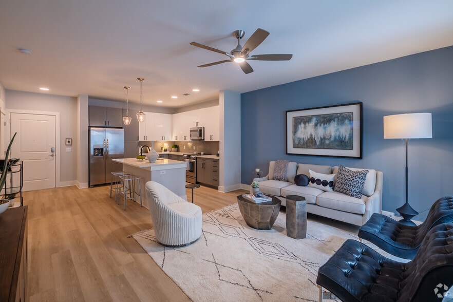 More Photos Of 838 Morrison Dr, Charleston Apartments For Lease