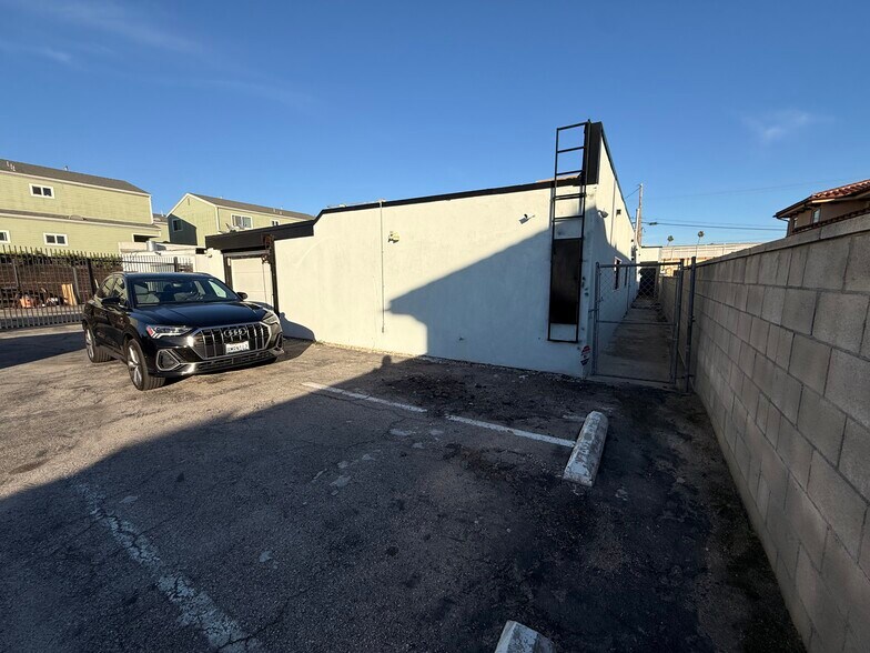 More Photos Of 15305 S Normandie Ave, Gardena Loft Creative Space For Lease