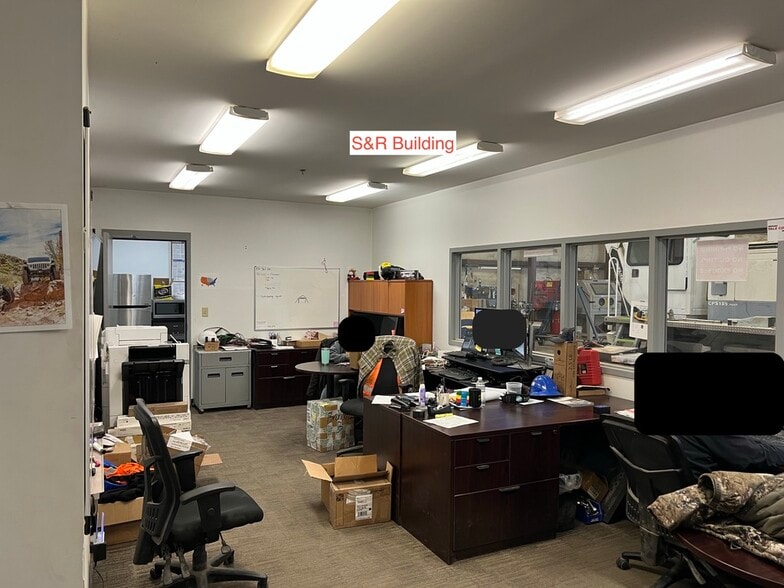 More Photos Of 110 W 34th St, Chattanooga Warehouse For Sale