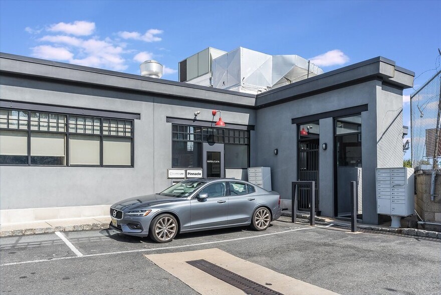 More Photos Of 10 Lackawanna Plz, Montclair Storefront Retail Office For Lease
