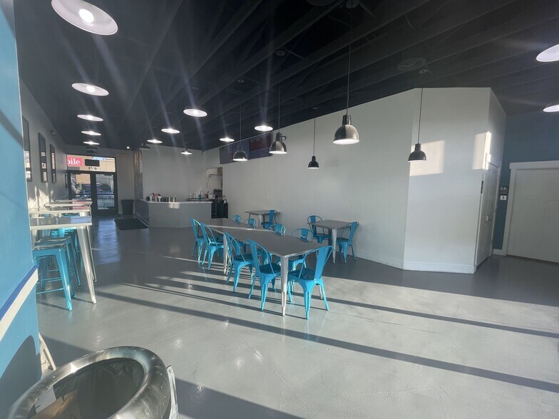 More Photos Of 869 S Turf Farm Rd, Payson Restaurant For Sale