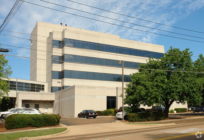 More Photos Of 1421 N State St, Jackson Hospital For Sale