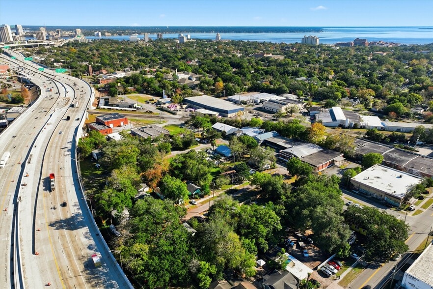 More Photos Of 584 Broward St, Jacksonville Office Residential For Sale