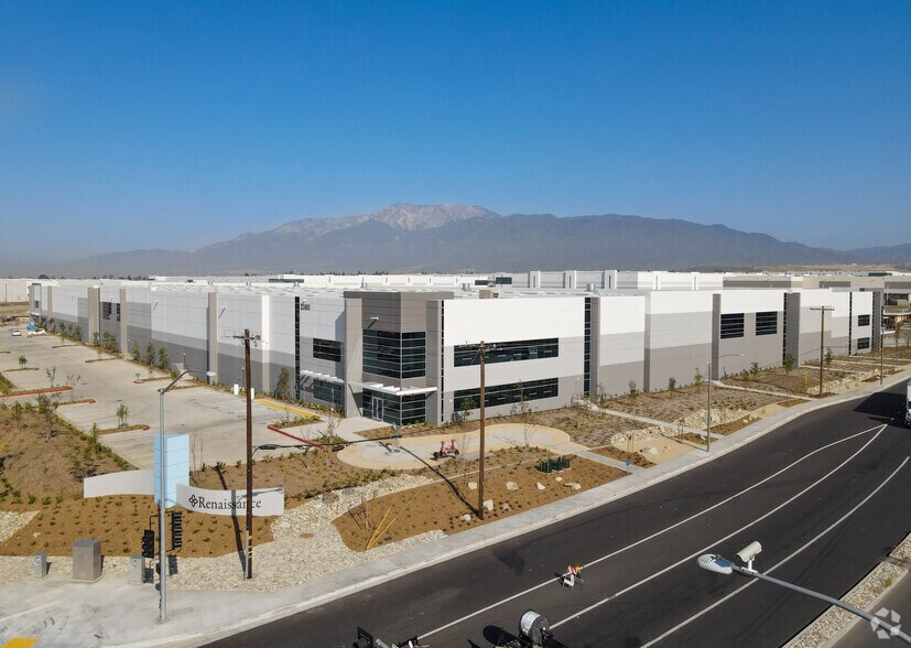 More Photos Of 2380 W Base Line Rd, Fontana Distribution For Lease