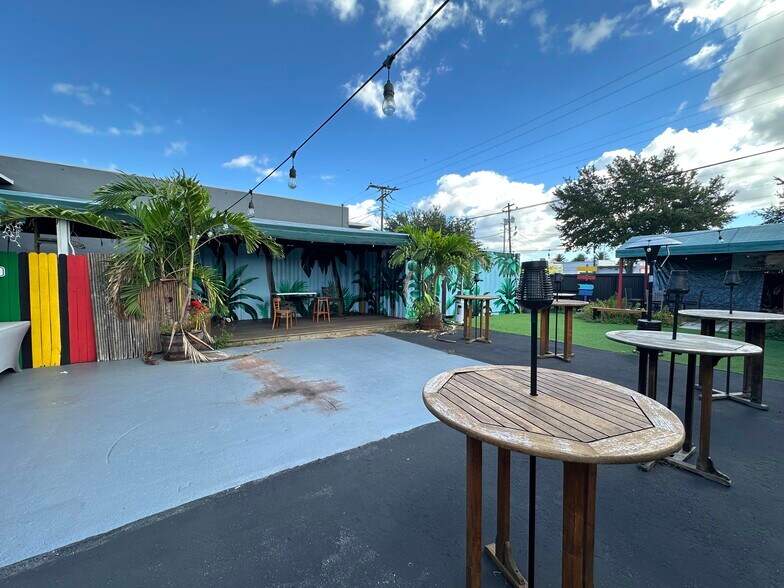 More Photos Of 2220 SW 60th Ter, Miramar Manufacturing For Sale