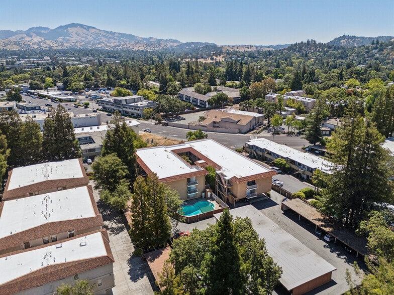 More Photos Of 1183 Saranap Ave, Walnut Creek Apartments For Sale