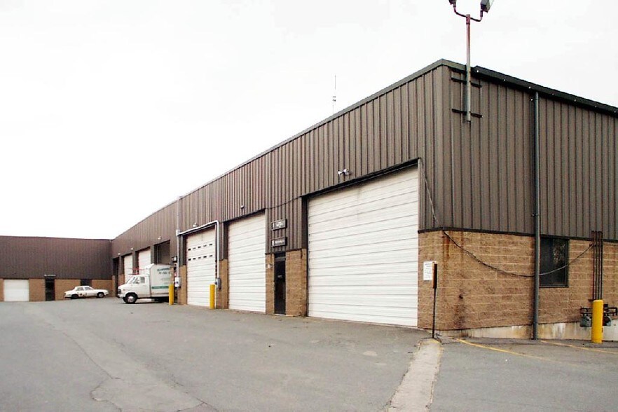 More Photos Of 275 Centre St, Holbrook Warehouse For Sale