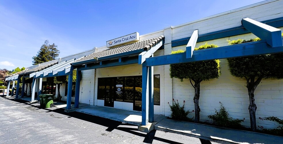 More Photos Of 1658 Soquel Dr, Santa Cruz Unknown For Lease