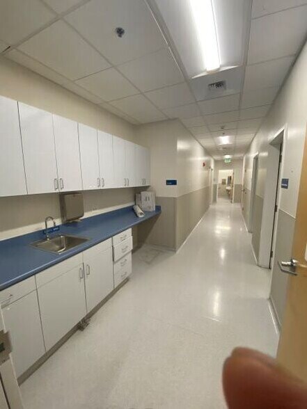 More Photos Of 2500 NW 229th Ave, Hillsboro Light Distribution For Lease